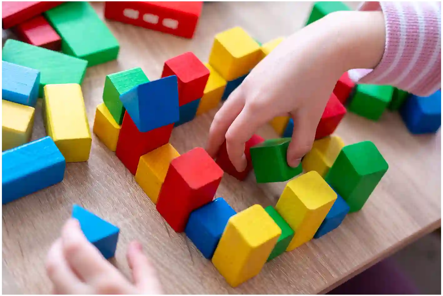 8 Rekomendasi Mainan Motorik Anak Terbaik untuk Tumbuh Kembang Optimal