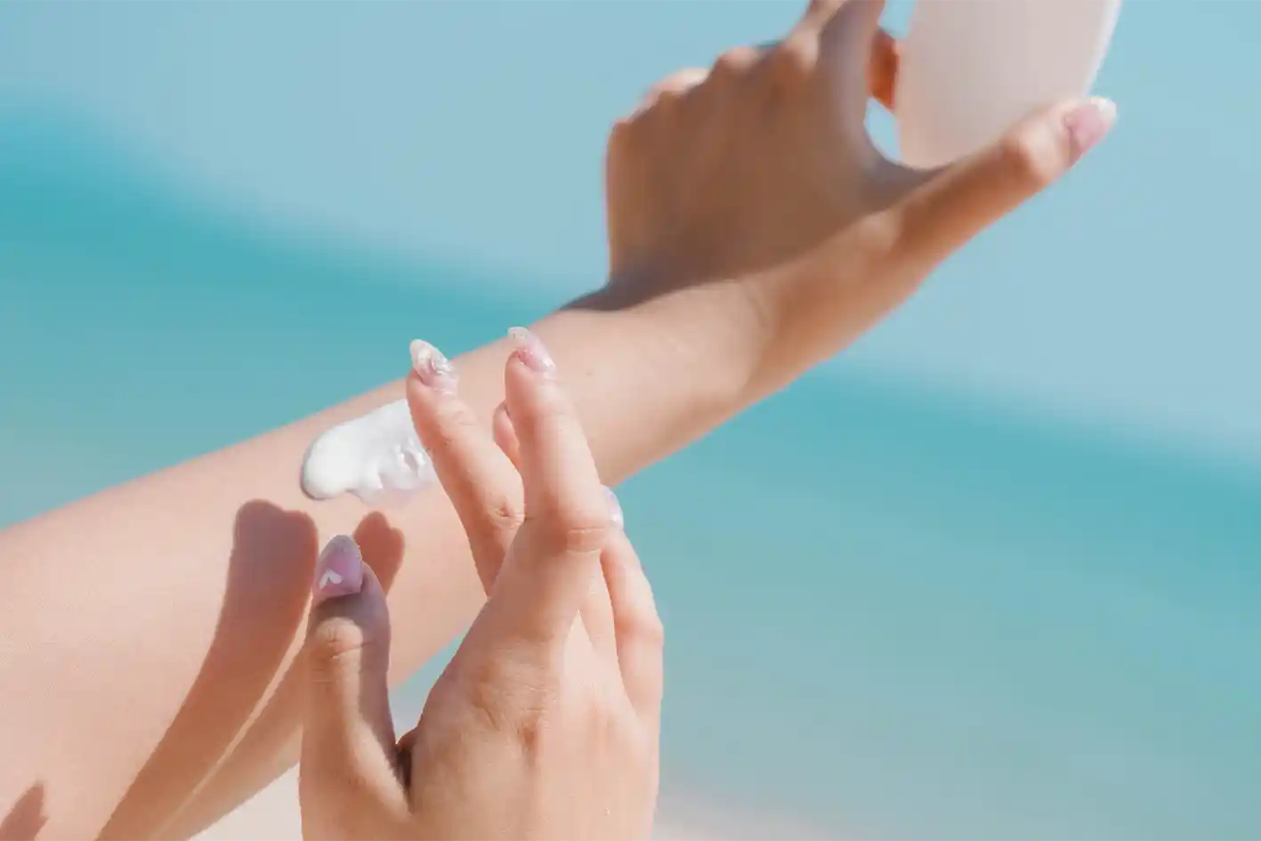 10 Rekomendasi Skincare Routine Pagi-Malam yang Bikin Kulit Cerah Maksimal