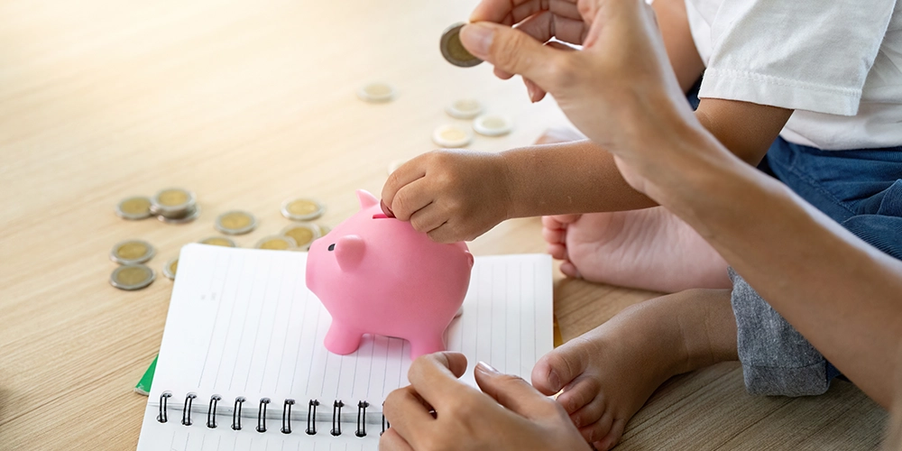 Tabungan Pendidikan Anak vs Investasi: Mana yang Lebih Tepat?