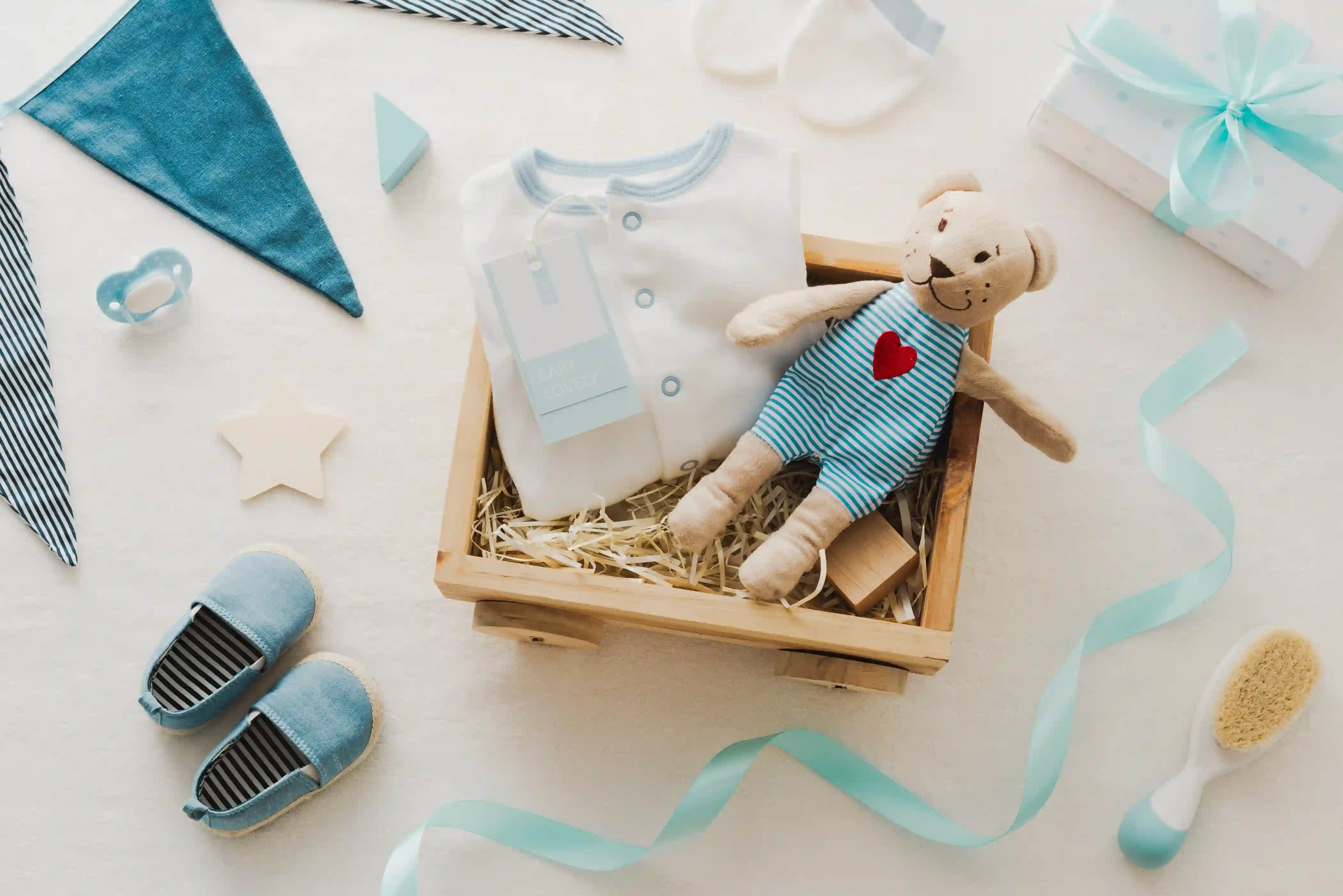 7 Ide Kado untuk Bayi Laki-Laki yang Bisa Dipakai Sehari-hari
